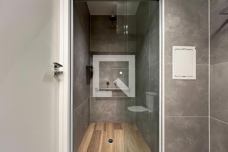 Banheiro de apartamento para alugar com 1 quarto, 28m² em Perdizes, São Paulo