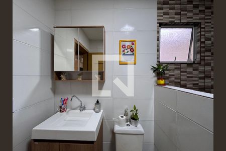 Banheiro de apartamento à venda com 2 quartos, 55m² em Campina, São Leopoldo