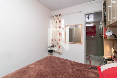 Suíte de casa de condomínio para alugar com 2 quartos, 60m² em São Braz, Curitiba