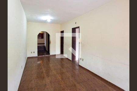 Sala 2 de casa à venda com 3 quartos, 270m² em Santa Cruz, Belo Horizonte