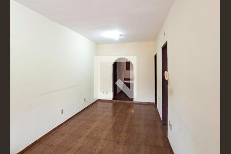 Sala 2 de casa à venda com 3 quartos, 270m² em Santa Cruz, Belo Horizonte