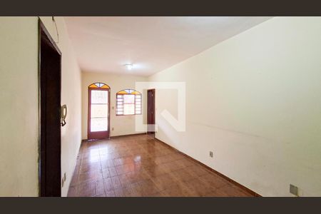 Sala 2 de casa à venda com 3 quartos, 270m² em Santa Cruz, Belo Horizonte