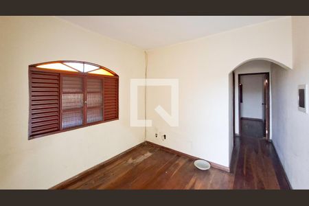 Sala 3 de casa à venda com 3 quartos, 270m² em Santa Cruz, Belo Horizonte