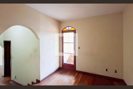 Sala 3 de casa à venda com 3 quartos, 270m² em Santa Cruz, Belo Horizonte