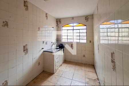Cozinha de casa à venda com 3 quartos, 270m² em Santa Cruz, Belo Horizonte