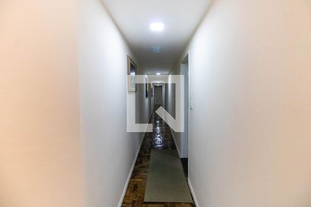 Corredor de apartamento à venda com 3 quartos, 150m² em Icaraí, Niterói