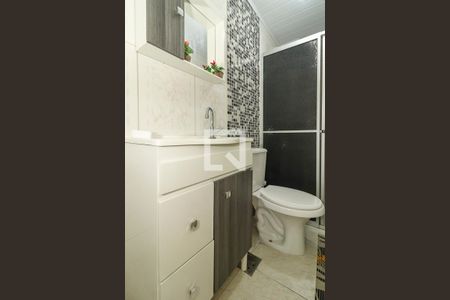 Banheiro de apartamento para alugar com 1 quarto, 43m² em Jardim Lindóia, Porto Alegre