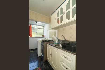 Cozinha e Área de Serviço de apartamento para alugar com 1 quarto, 43m² em Jardim Lindóia, Porto Alegre