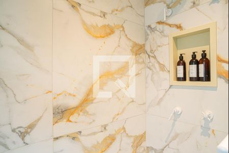 Banheiro de kitnet/studio à venda com 1 quarto, 18m² em Bela Vista, São Paulo