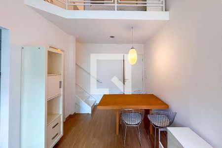 Sala de apartamento para alugar com 1 quarto, 48m² em Moema, São Paulo