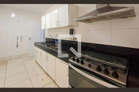 Cozinha de apartamento para alugar com 5 quartos, 395m² em Santa Efigênia, Belo Horizonte