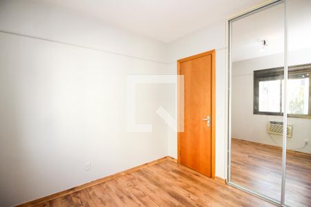 Quarto 1 de apartamento à venda com 3 quartos, 90m² em Menino Deus, Porto Alegre