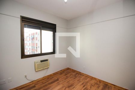 Quarto 1 de apartamento à venda com 3 quartos, 90m² em Menino Deus, Porto Alegre