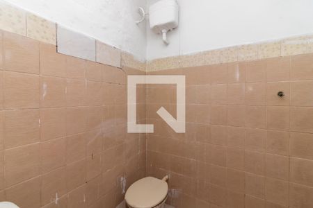 Banheiro da Casa 1 de casa à venda com 15 quartos, 460m² em Vila Amalia (zona Norte), São Paulo