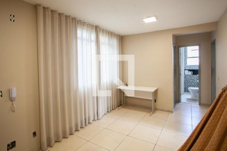 Sala de apartamento à venda com 2 quartos, 50m² em Manacás, Belo Horizonte