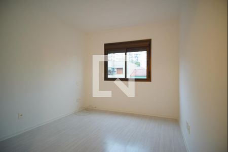 Suíte de apartamento para alugar com 2 quartos, 79m² em São João, Porto Alegre