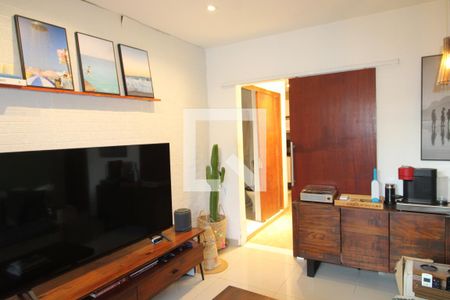 Sala de apartamento para alugar com 2 quartos, 90m² em Vila Valqueire, Rio de Janeiro