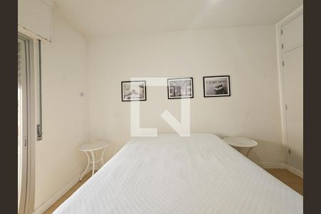 Quarto 1 de apartamento para alugar com 2 quartos, 70m² em Vila Luis Antonio, Guarujá