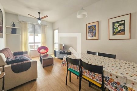 Sala de apartamento para alugar com 2 quartos, 70m² em Vila Luis Antonio, Guarujá