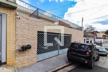 Fachada de casa para alugar com 3 quartos, 272m² em Jaguaré, São Paulo