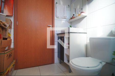 Banheiro de apartamento à venda com 2 quartos, 56m² em Canudos, Novo Hamburgo