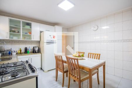 Cozinha de casa à venda com 3 quartos, 144m² em Vila Borali, Osasco