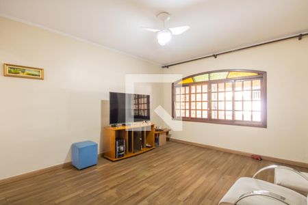 Sala de casa à venda com 3 quartos, 144m² em Vila Borali, Osasco