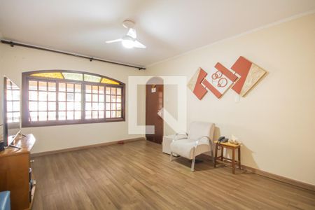 Sala de casa à venda com 3 quartos, 144m² em Vila Borali, Osasco