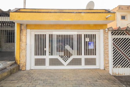 Fachada de casa à venda com 3 quartos, 144m² em Vila Borali, Osasco