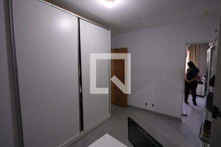 Quarto de casa à venda com 3 quartos, 300m² em Ribeiro de Abreu , Belo Horizonte