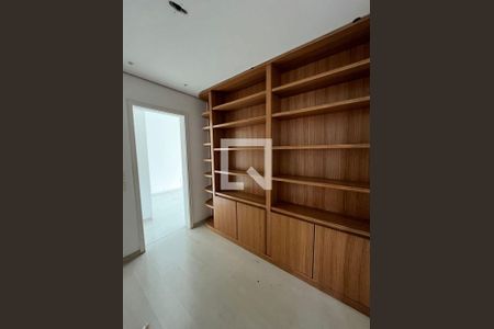 Apartamento à venda com 3 quartos, 180m² em Cambuci, São Paulo