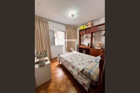 Casa à venda com 3 quartos, 242m² em Vila Gomes, São Paulo