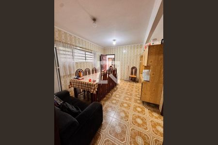 Casa à venda com 3 quartos, 242m² em Vila Gomes, São Paulo