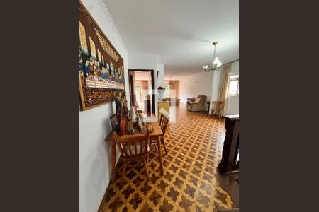 Casa à venda com 3 quartos, 242m² em Vila Gomes, São Paulo