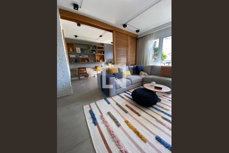 Apartamento à venda com 2 quartos, 110m² em Moema, São Paulo