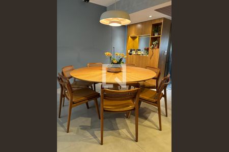 Apartamento à venda com 2 quartos, 110m² em Moema, São Paulo