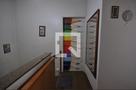 Hall de casa à venda com 3 quartos, 180m² em Parque Edu Chaves, São Paulo