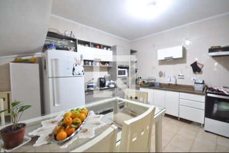 Cozinha de casa à venda com 3 quartos, 180m² em Parque Edu Chaves, São Paulo