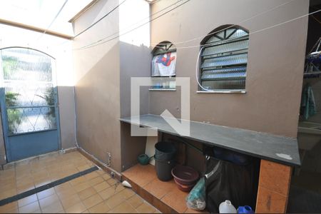 Quintal de casa à venda com 3 quartos, 180m² em Parque Edu Chaves, São Paulo