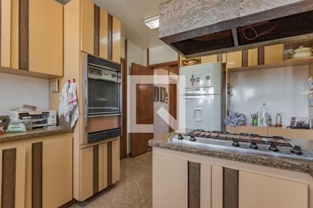 Cozinha de apartamento à venda com 3 quartos, 450m² em Petrópolis, Porto Alegre