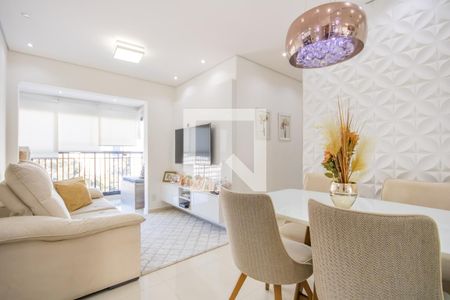 Sala de apartamento à venda com 2 quartos, 62m² em Continental, Osasco