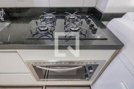 Cozinha de apartamento à venda com 2 quartos, 62m² em Continental, Osasco