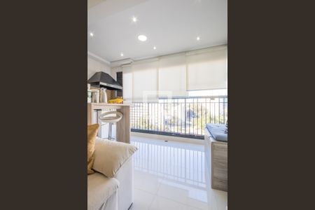 Sacada de apartamento à venda com 2 quartos, 62m² em Continental, Osasco