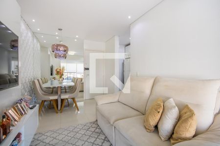 Sala de apartamento à venda com 2 quartos, 62m² em Continental, Osasco