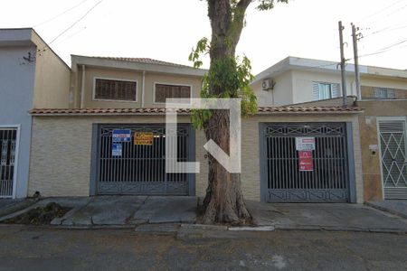 Fachada de casa à venda com 3 quartos, 260m² em Parque Jabaquara, São Paulo