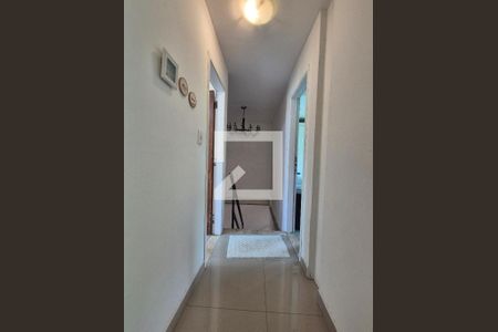 Corredor de casa à venda com 4 quartos, 180m² em Vargem Pequena, Rio de Janeiro