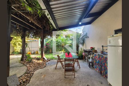 Varanda gourmet de casa à venda com 4 quartos, 180m² em Vargem Pequena, Rio de Janeiro