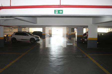 Garagem de apartamento para alugar com 2 quartos, 74m² em Osvaldo Cruz, São Caetano do Sul