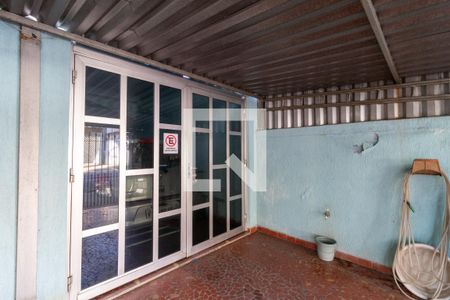 Garagem de casa à venda com 3 quartos, 240m² em Água Branca, São Paulo
