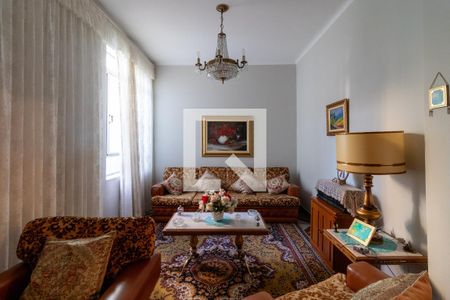 Sala de casa à venda com 3 quartos, 240m² em Água Branca, São Paulo